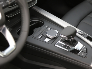 201945 TFSI allroad quattro r {