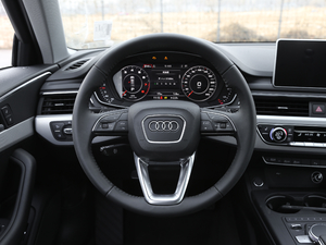 2019款45 TFSI allroad quattro 时尚型 方向盘