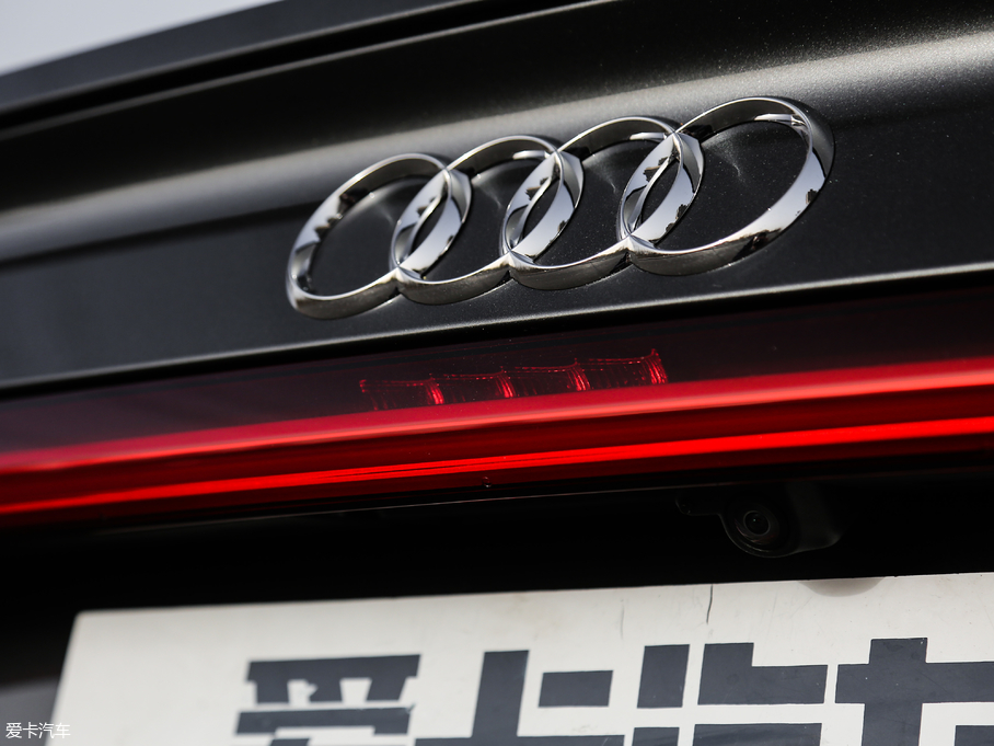 2019WA7 55 TFSI quattro Ӹ