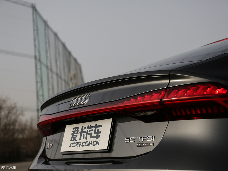 2019?yun)WA7 55 TFSI quattro (dng)