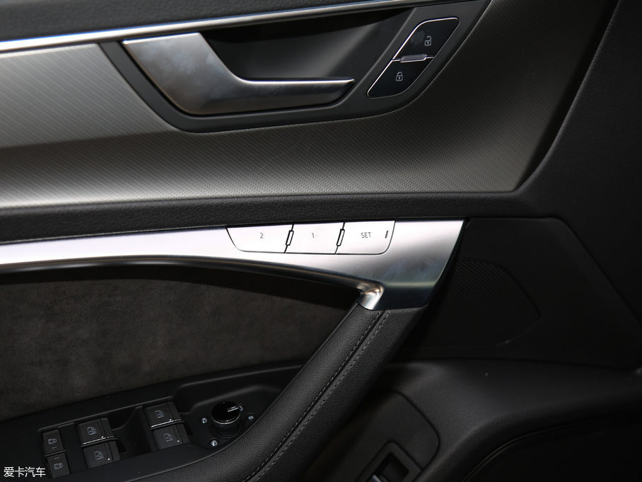 2019WA7 55 TFSI quattro Ӹ