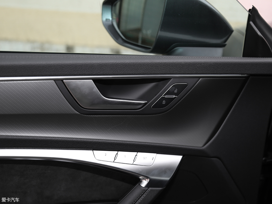 2019WA7 55 TFSI quattro Ӹ