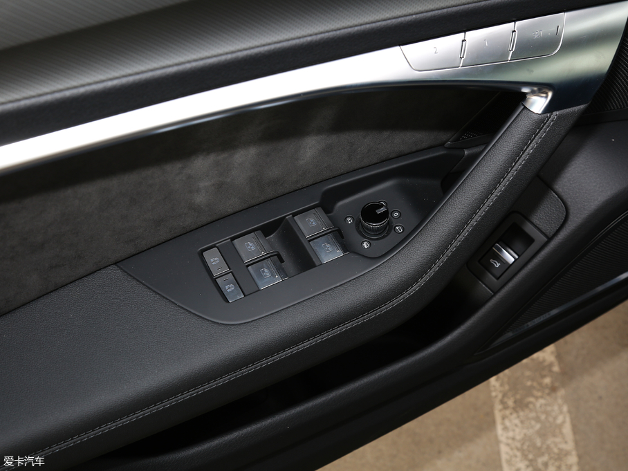 2019WA7 55 TFSI quattro Ӹ