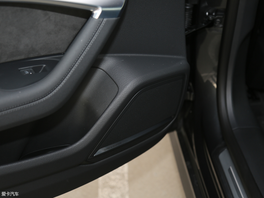 2019WA7 55 TFSI quattro Ӹ