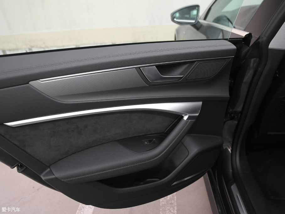 2019WA7 55 TFSI quattro Ӹ