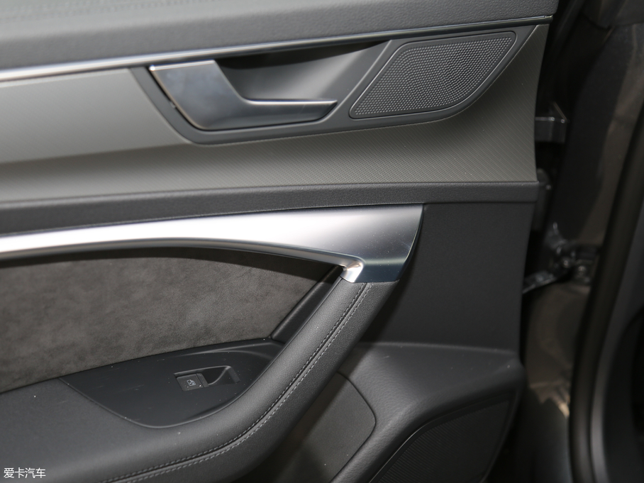 2019WA7 55 TFSI quattro Ӹ