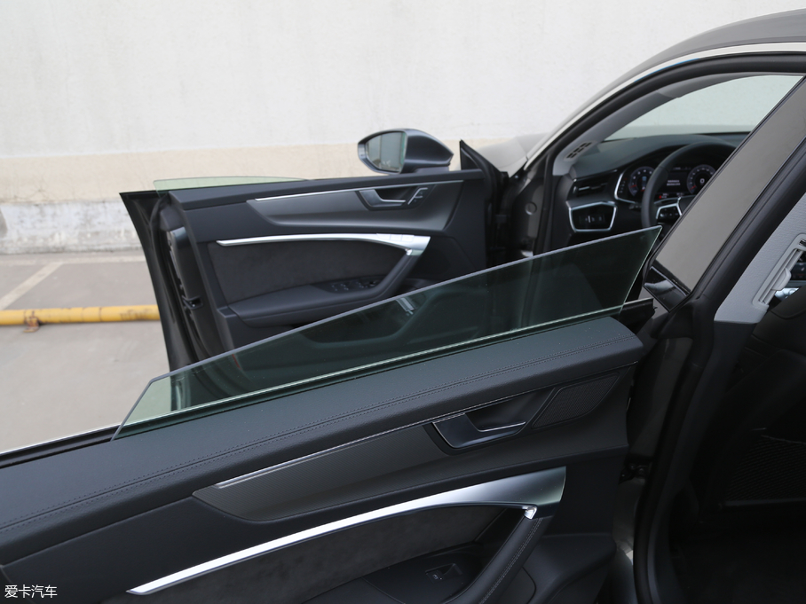 2019WA7 55 TFSI quattro Ӹ