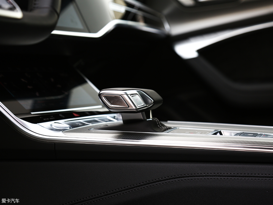 2019WA7 55 TFSI quattro Ӹ