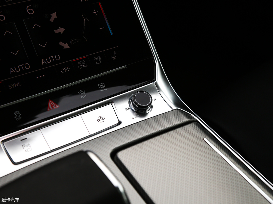 2019WA7 55 TFSI quattro Ӹ