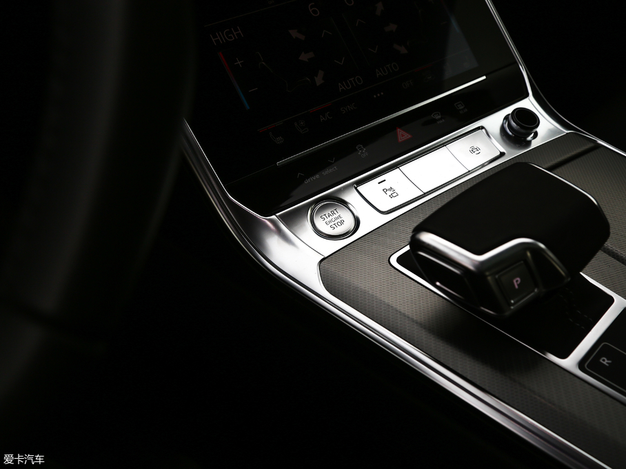 2019WA7 55 TFSI quattro Ӹ