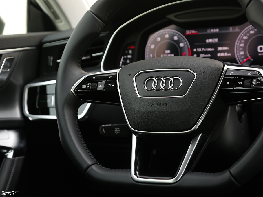 2019WA7 55 TFSI quattro Ӹ