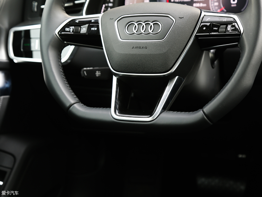 2019WA7 55 TFSI quattro Ӹ