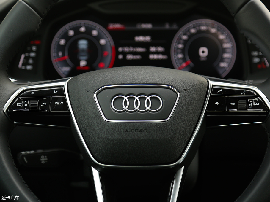 2019WA7 55 TFSI quattro Ӹ