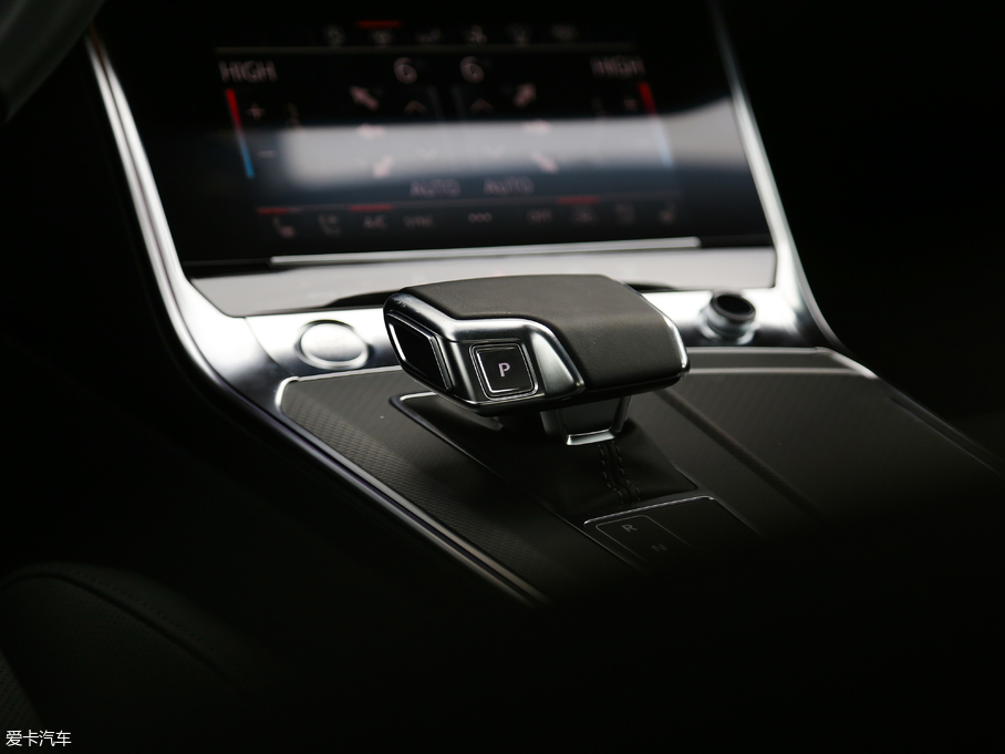 2019WA7 55 TFSI quattro Ӹ