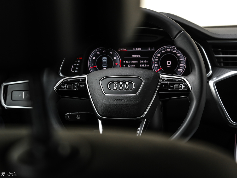 2019WA7 55 TFSI quattro Ӹ