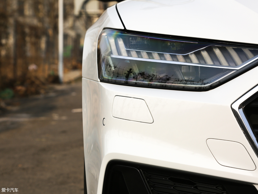 2019?yun)WA7 55 TFSI quattro (jng)