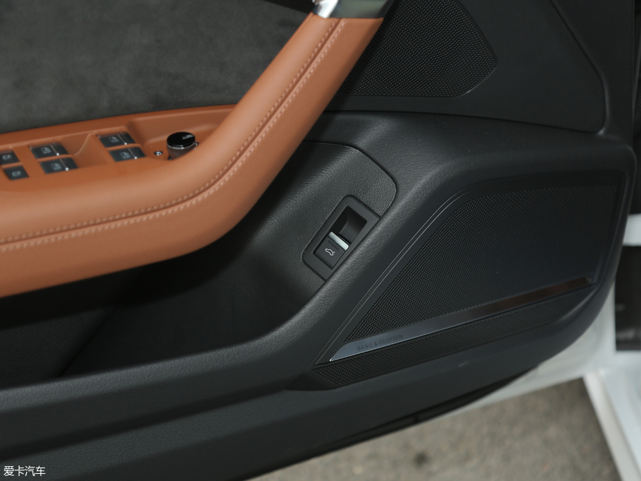 2019?yun)WA7 55 TFSI quattro (jng)