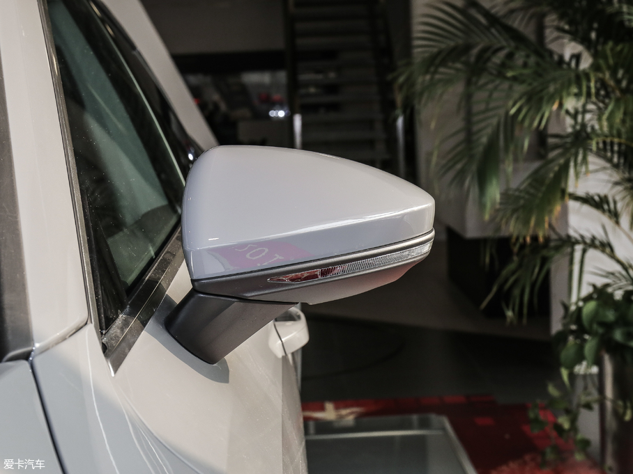 2019WA7 55 TFSI quattro Ӹ