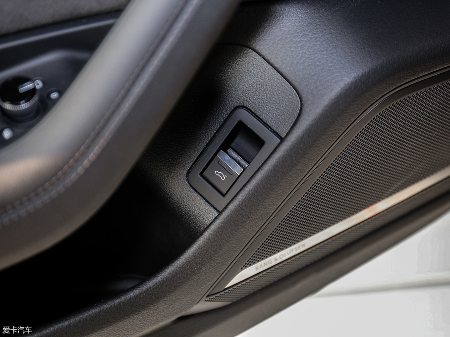 2019WA7 55 TFSI quattro Ӹ