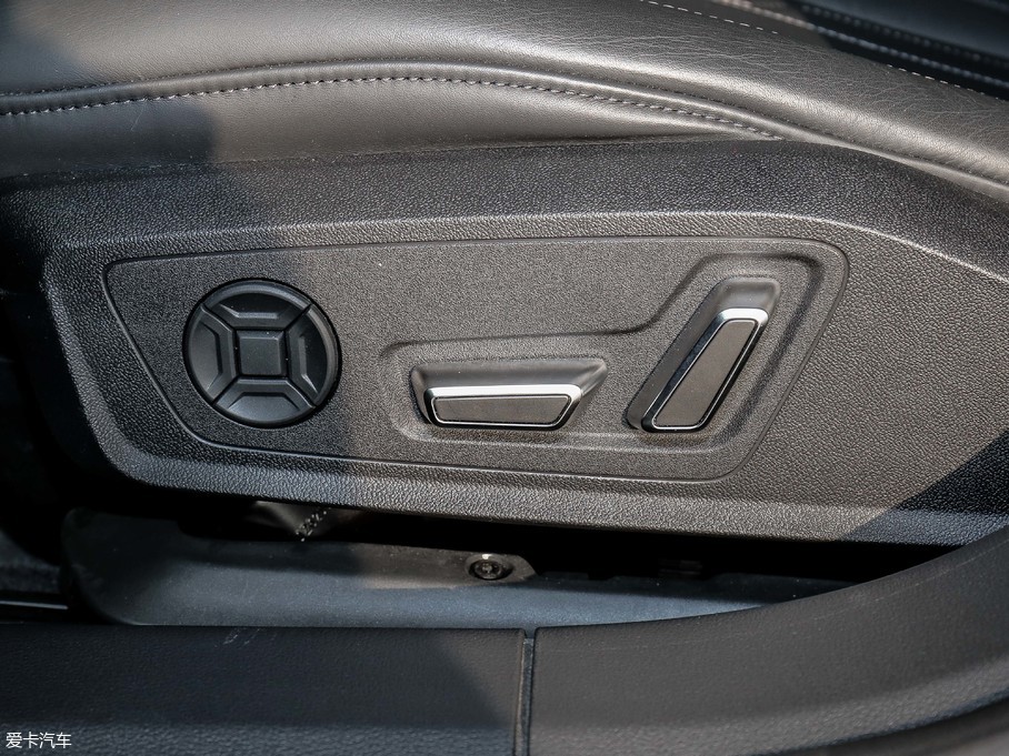 2019WA7 55 TFSI quattro Ӹ