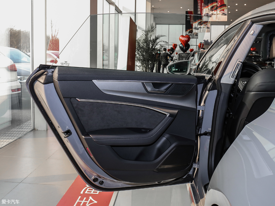 2019WA7 55 TFSI quattro Ӹ