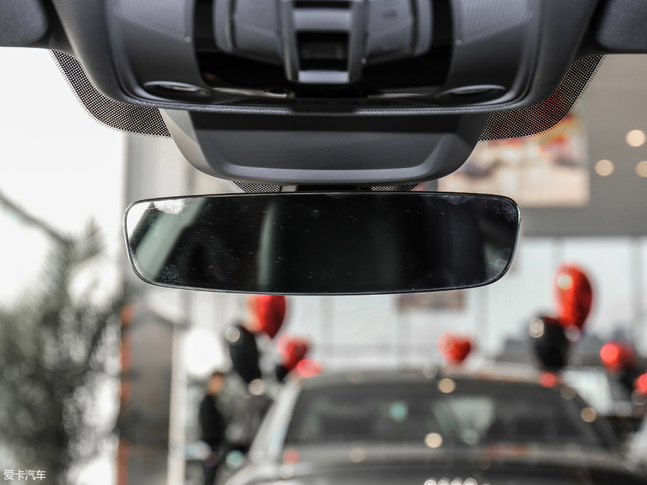 2019WA7 55 TFSI quattro Ӹ