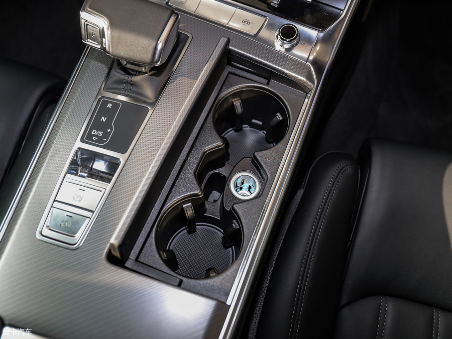 2019?yun)WA7 55 TFSI quattro (dng)