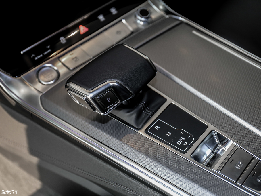 2019WA7 55 TFSI quattro Ӹ