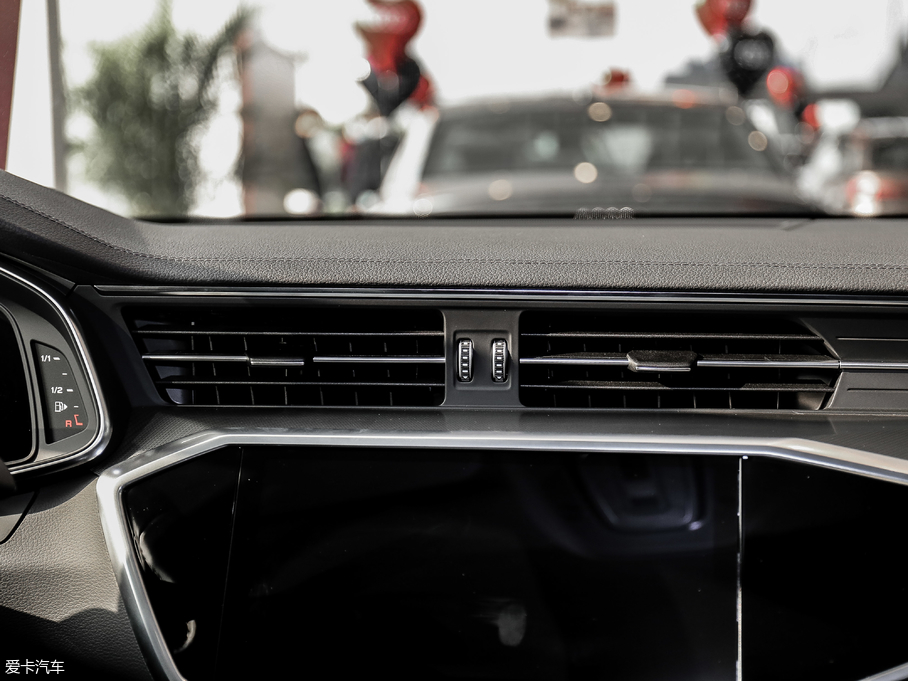 2019?yun)WA7 55 TFSI quattro (dng)