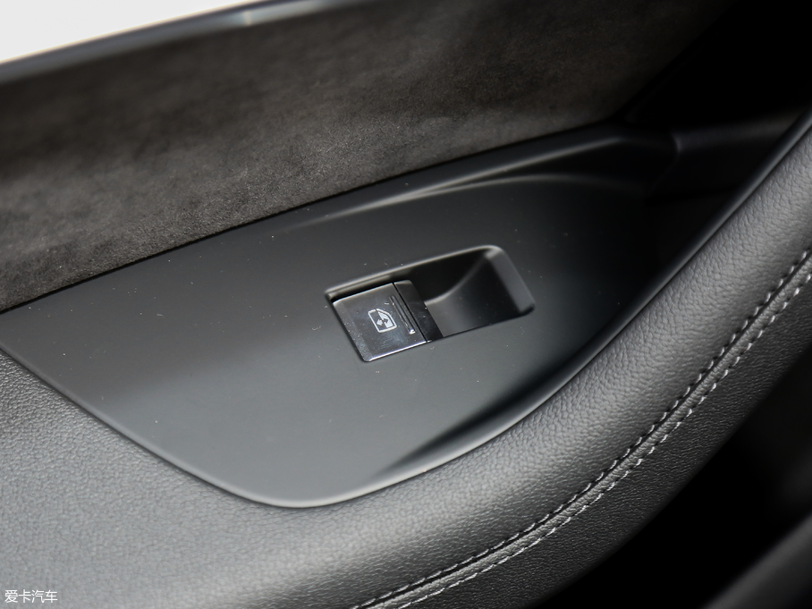 2019WA7 55 TFSI quattro Ӹ