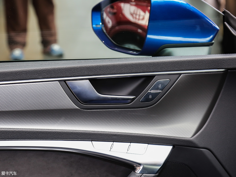 2019WA7 55 TFSI quattro Ӹ