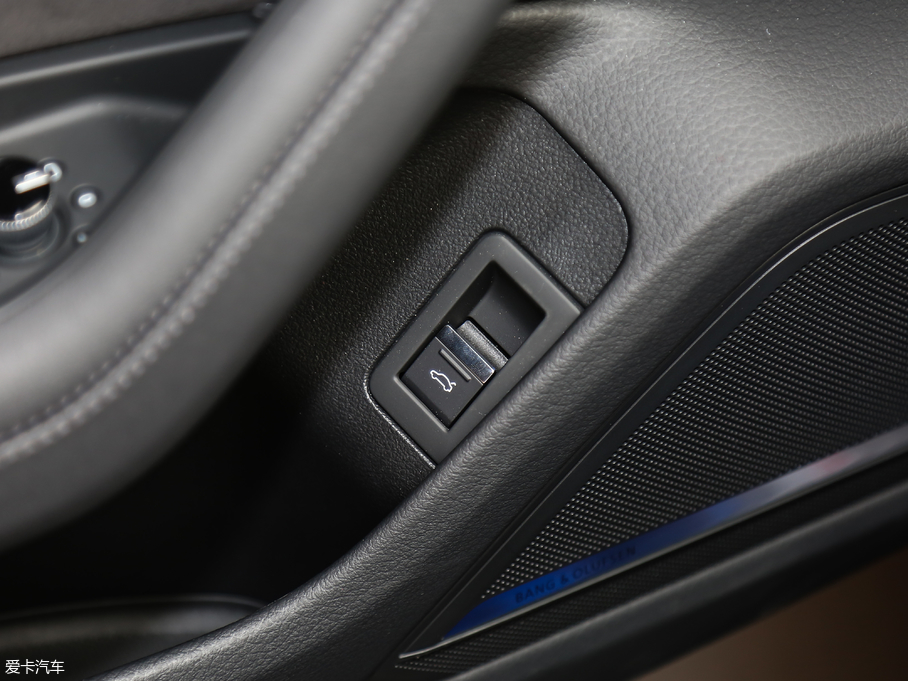 2019WA7 55 TFSI quattro Ӹ