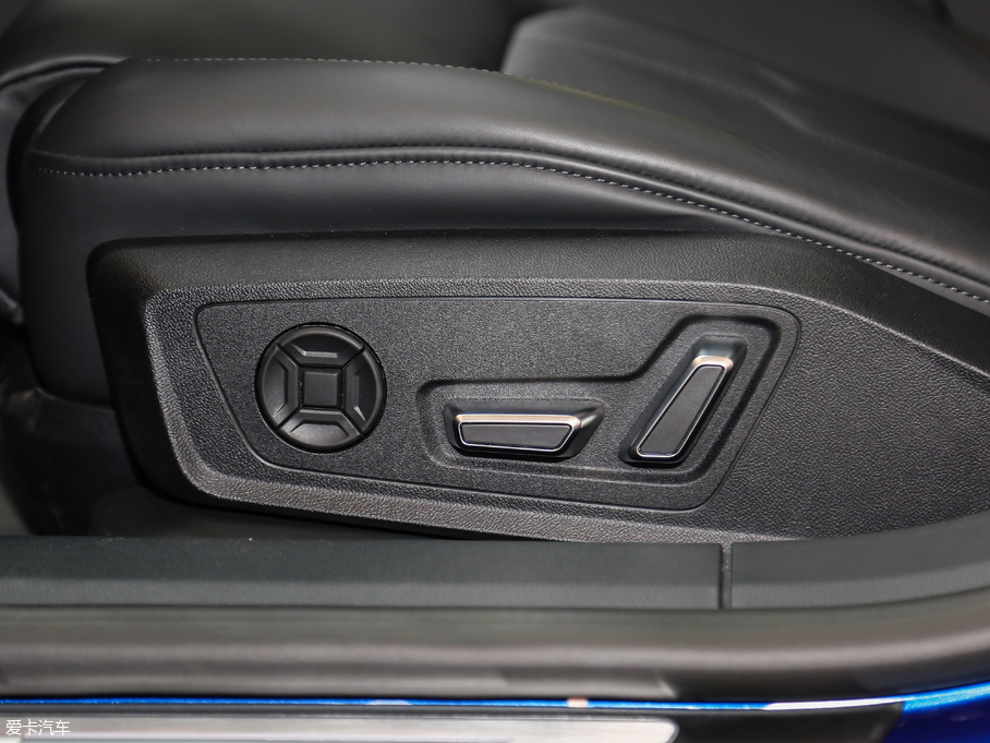 2019WA7 55 TFSI quattro Ӹ