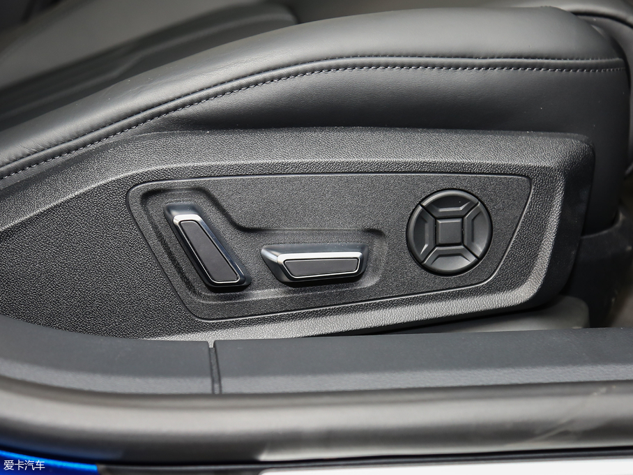 2019WA7 55 TFSI quattro Ӹ