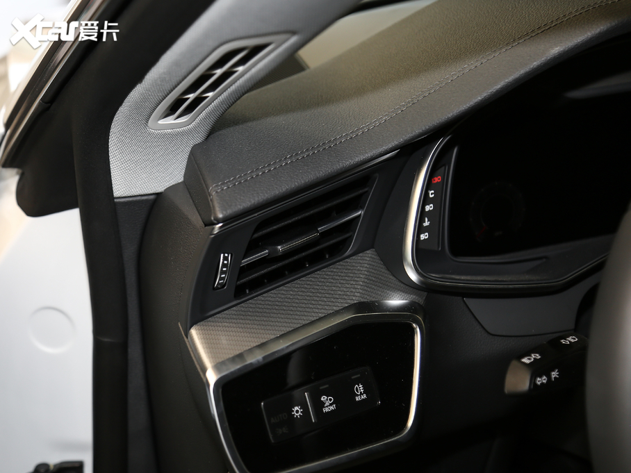 2019?yun)WA7 55 TFSI quattro (dng)