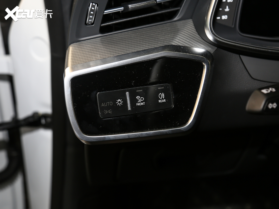 2019?yun)WA7 55 TFSI quattro (dng)