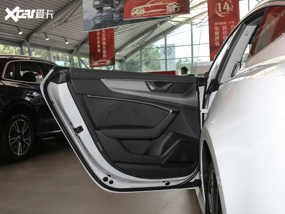 2019WA7 55 TFSI quattro Ӹ