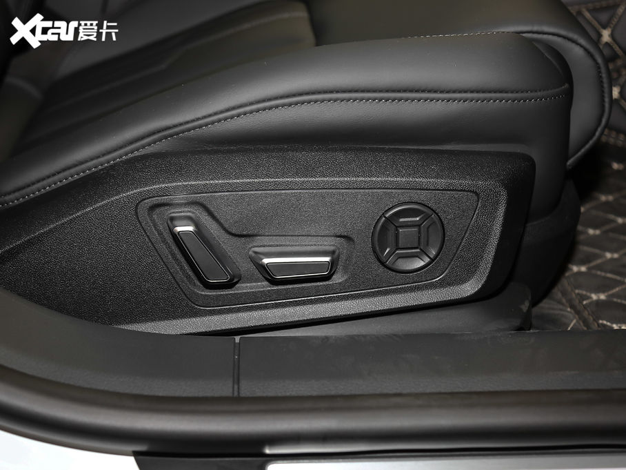 2019WA7 55 TFSI quattro Ӹ