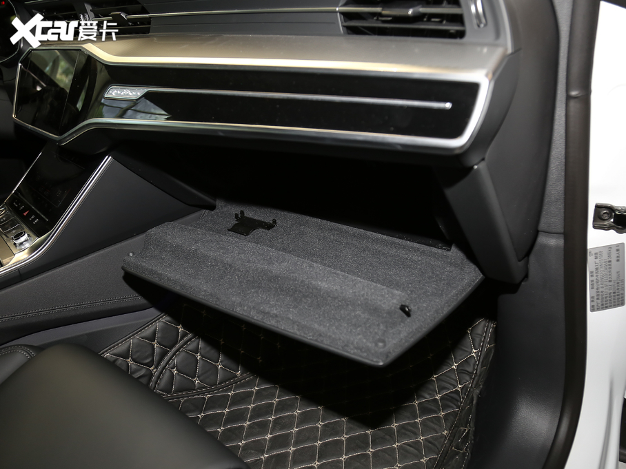 2019?yun)WA7 55 TFSI quattro (dng)