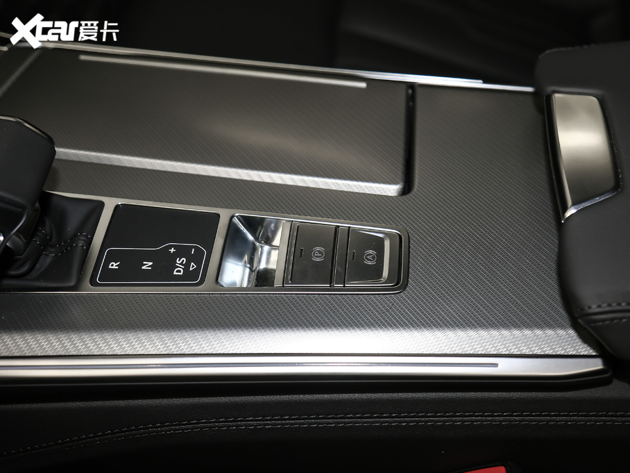 2019?yun)WA7 55 TFSI quattro (dng)