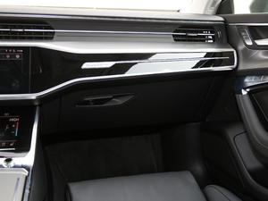 201955 TFSI quattro Ӹ g