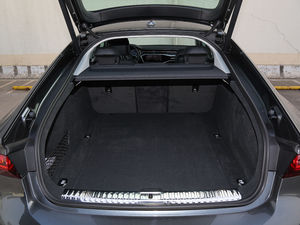 201955 TFSI quattro Ӹ g