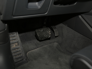 201955 TFSI quattro Ӹ п؅^