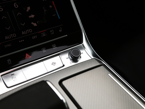 201955 TFSI quattro Ӹ п؅^