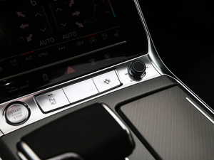 201955 TFSI quattro Ӹ п؅^