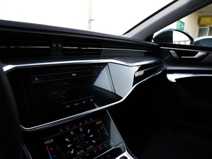 201955 TFSI quattro Ӹ п؅^