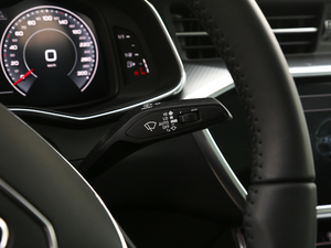 201955 TFSI quattro Ӹ п؅^