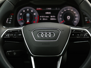 201955 TFSI quattro Ӹ п؅^