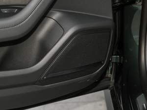 201955 TFSI quattro Ӹ g