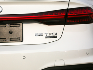 201955 TFSI quattro  ^